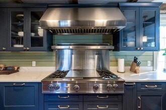 41 Washington St in Newport, RI - Building Photo - Building Photo