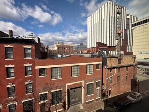 19 Irving St, Unit 8 in Boston, MA - Building Photo - Building Photo
