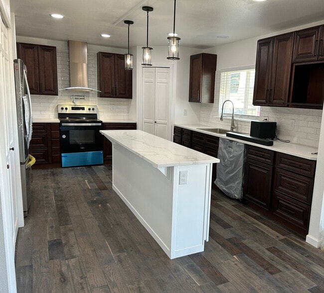 110 Bison Ln in Selah, WA - Building Photo - Building Photo