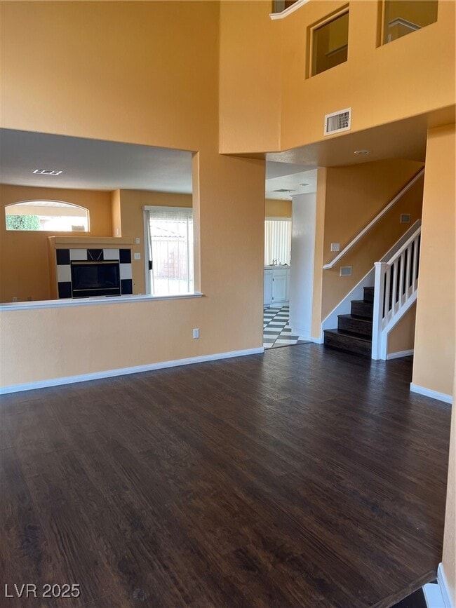 property at 212 Silver Castle St