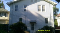 921 W 8th St, Unit A in Anderson, IN - Foto de edificio - Building Photo