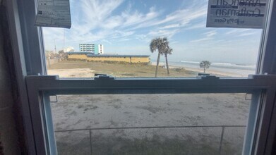 219 S Atlantic Ave in Daytona Beach, FL - Building Photo - Building Photo