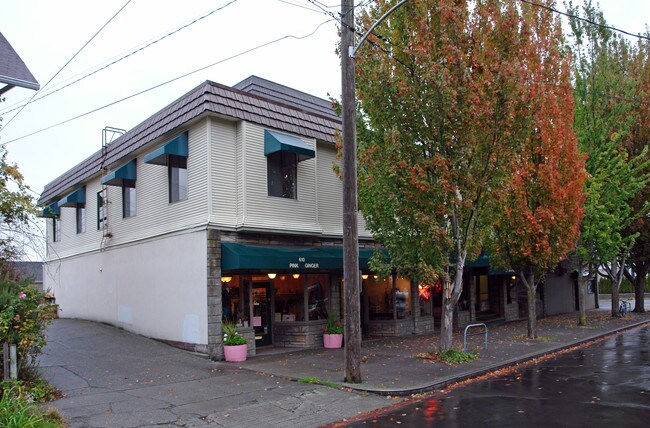 Crockett Street Bldg in Seattle, WA - Foto de edificio - Building Photo