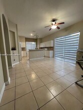8811 NW 178th Ln in Hialeah, FL - Building Photo - Building Photo