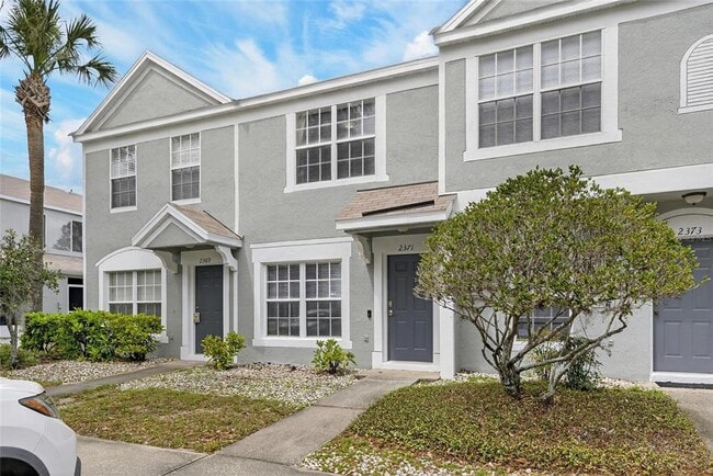 2371 Lake Woodberry Cir in Brandon, FL - Building Photo - Building Photo