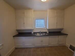 1168 Shawano Ave in Green Bay, WI - Building Photo - Building Photo