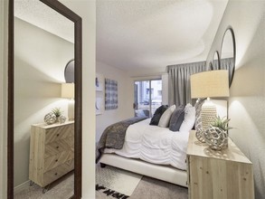 Alvista Trailside Apartments in Englewood, CO - Building Photo - Building Photo