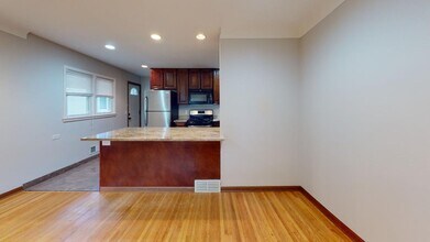 1097 25th Ave SE in Minneapolis, MN - Building Photo - Building Photo