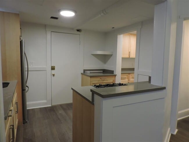 8 Prescott St, Unit 24 in Cambridge, MA - Building Photo - Building Photo