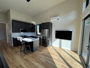 1434 NW Cumberland Ave in Bend, OR - Building Photo - Building Photo