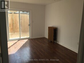 1060 Gerrard St E in Toronto, ON - Building Photo - Building Photo