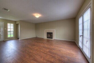 11701 Ruffed Grouse Dr in Austin, TX - Building Photo - Building Photo