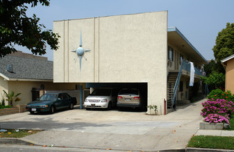 1163 Raymond Ave in Glendale, CA - Foto de edificio - Building Photo