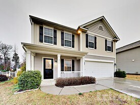 311 Lind Point Ln in Monroe, NC - Building Photo