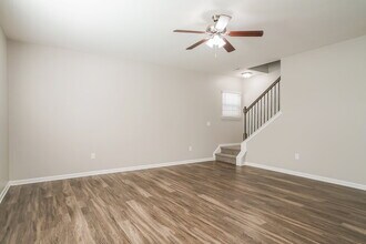 170 S Great White Way in Clayton, NC - Building Photo - Building Photo