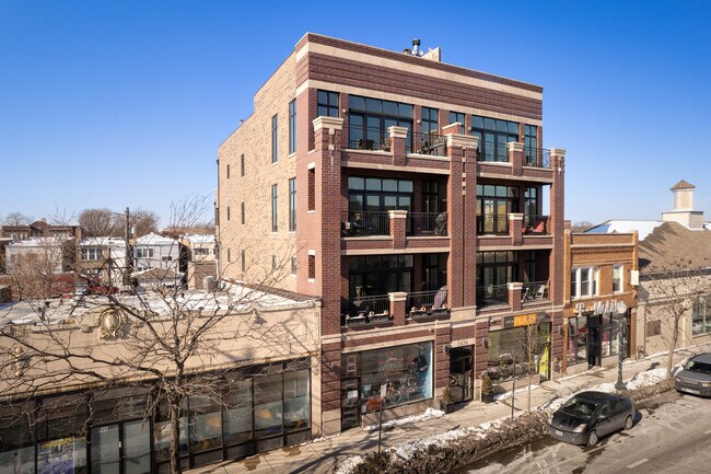 5434 N Clark St in Chicago, IL - Foto de edificio - Building Photo
