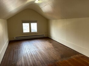 342 E 13th Ave in Eugene, OR - Building Photo - Building Photo