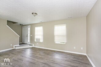 1500 Manor Dr in Columbus, OH - Building Photo - Building Photo