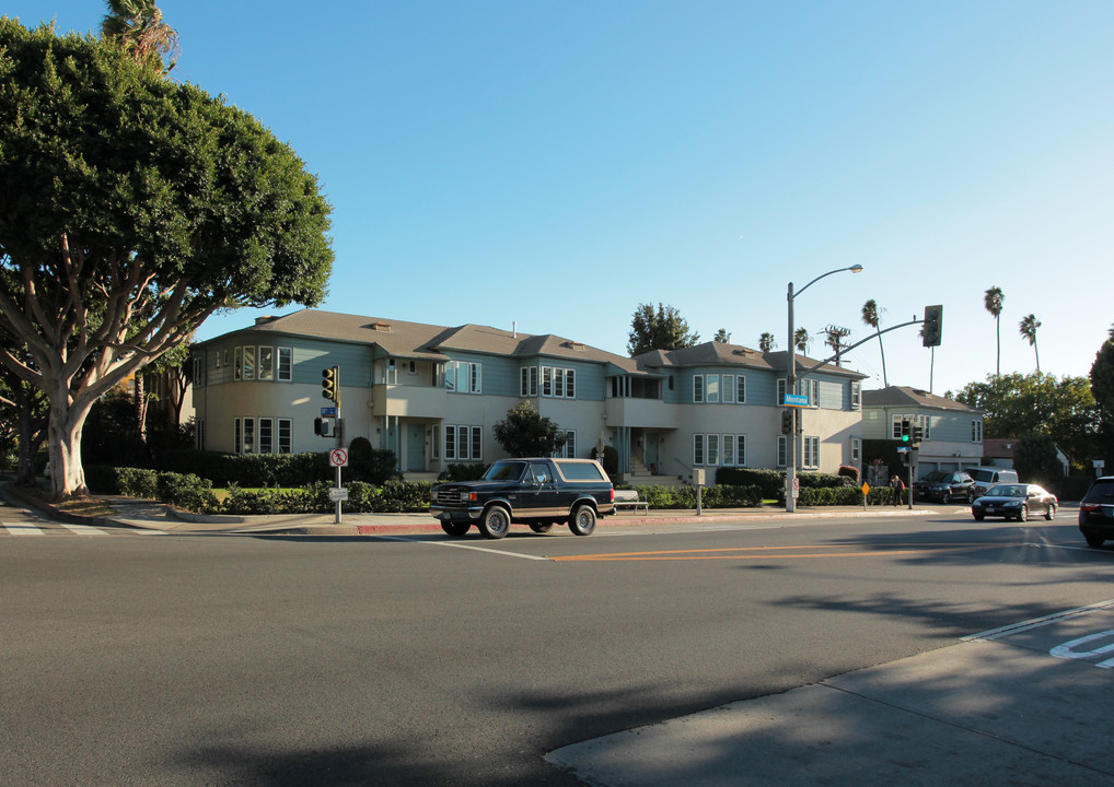 1920 Montana Ave in Santa Monica, CA - Building Photo