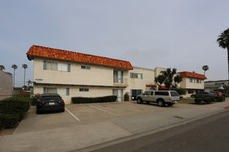 Villa Del Monica Apartment in San Diego, CA - Building Photo - Building Photo