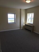 1600 Military St, Unit B14 in Port Huron, MI - Building Photo - Building Photo