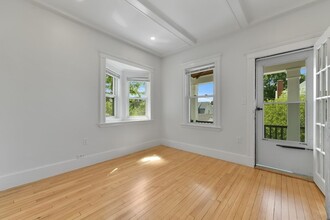 44-46 Pinkham Rd in Medford, MA - Building Photo - Building Photo