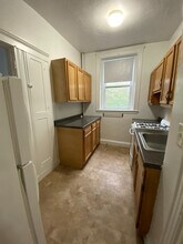 46 Chiswick Rd, Unit 4 in Boston, MA - Foto de edificio - Building Photo