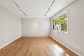 1540 W Chase Ave in Chicago, IL - Building Photo - Building Photo