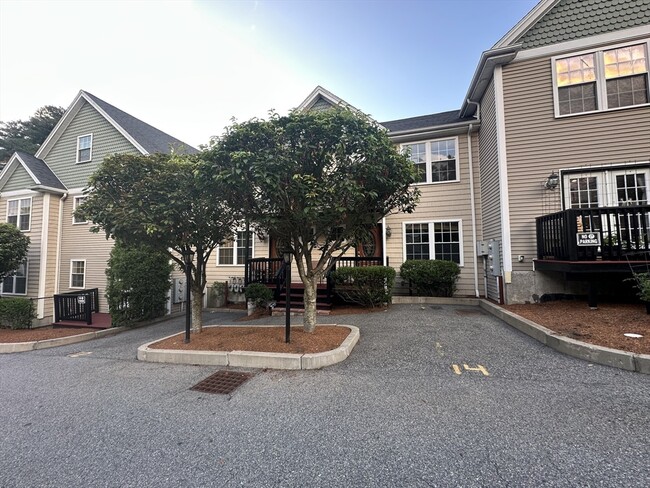 property at 8 Grant St