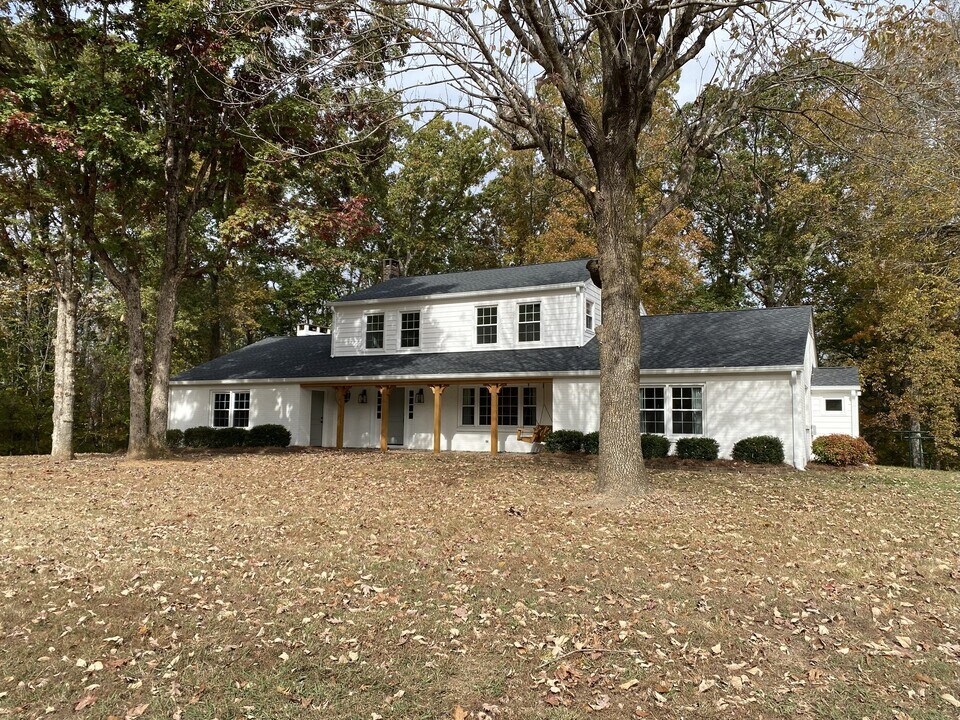 347 Pilot Ridge Dr in Lewisville, NC - Building Photo