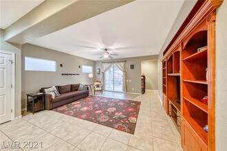 2533 Libberton St in Henderson, NV - Building Photo - Building Photo