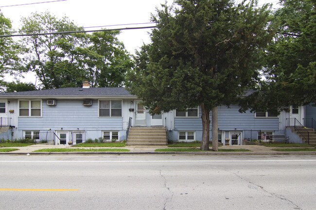 705 Illinois St in Lemont, IL - Building Photo - Building Photo