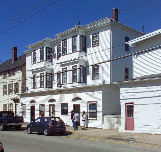 770-772 King Philip St in Fall River, MA - Foto de edificio - Building Photo