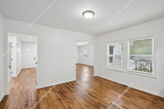 2649 Blount St in East Point, GA - Building Photo - Building Photo