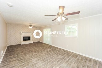 9194 Greenwood Dr in Jonesboro, GA - Building Photo - Building Photo