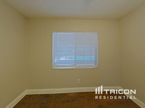 8980 109th Terrace in Seminole, FL - Building Photo - Building Photo