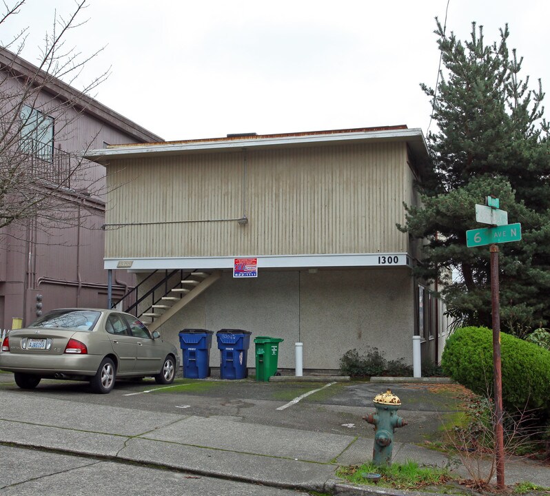 1300 6th Ave N in Seattle, WA - Building Photo