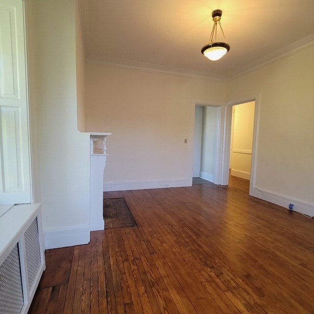 property at 10 S Cottenet St
