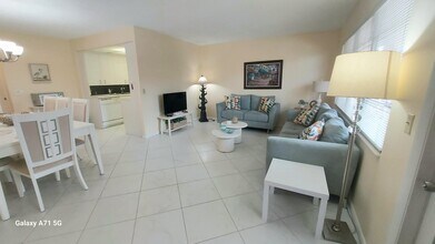 2011 Wolverton E in Boca Raton, FL - Building Photo - Building Photo