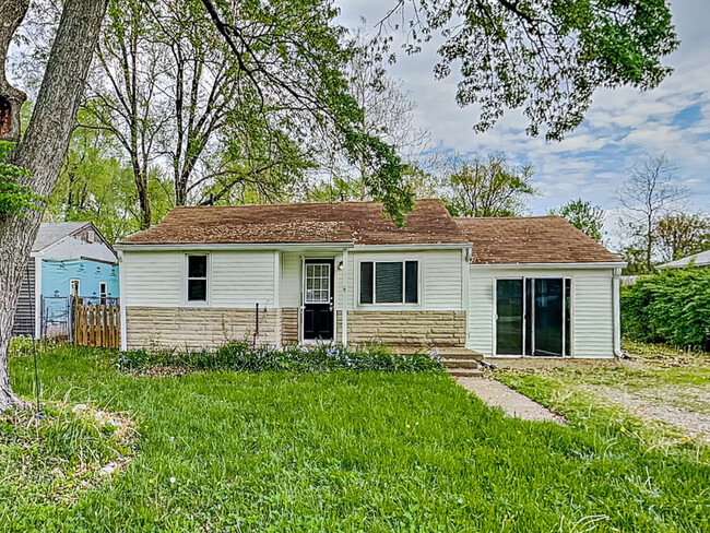 property at 14 Glenda Dr