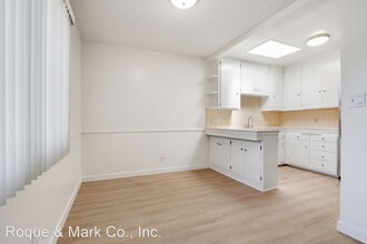 420 Hill St in Santa Monica, CA - Foto de edificio - Building Photo