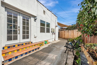 3428 Edgehill Dr in Los Angeles, CA - Building Photo - Building Photo