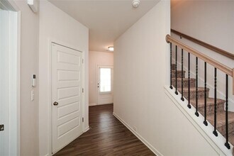 350 Cranston Dr in Canton, GA - Building Photo - Building Photo