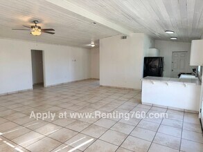 57212 Chipmunk Trail in Yucca Valley, CA - Foto de edificio - Building Photo