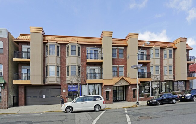 255 Broadway in Bayonne, NJ - Building Photo - Building Photo