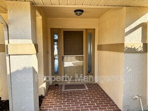 9297 Pickens St in Spring Hill, FL - Building Photo - Building Photo