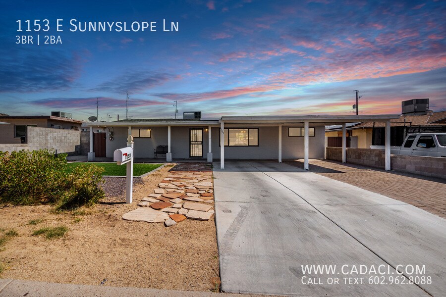1153 E Sunnyslope Ln in Phoenix, AZ - Building Photo