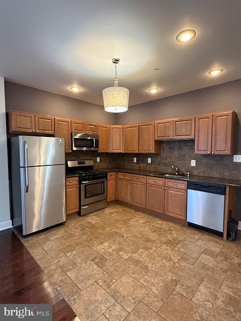 2601 S Camac St in Philadelphia, PA - Building Photo