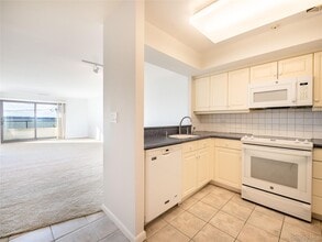 372 Main St in Port Washington, NY - Building Photo - Building Photo