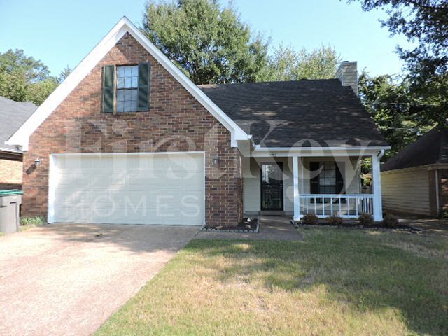 7098 Maryland Ct in Memphis, TN - Building Photo